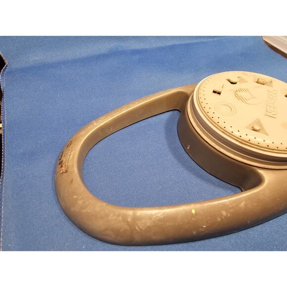 Vintage Nelson Adjustable 8-Settings Grey/Yellow Lawn Sprinkler - Tested - Picture 3 of 7